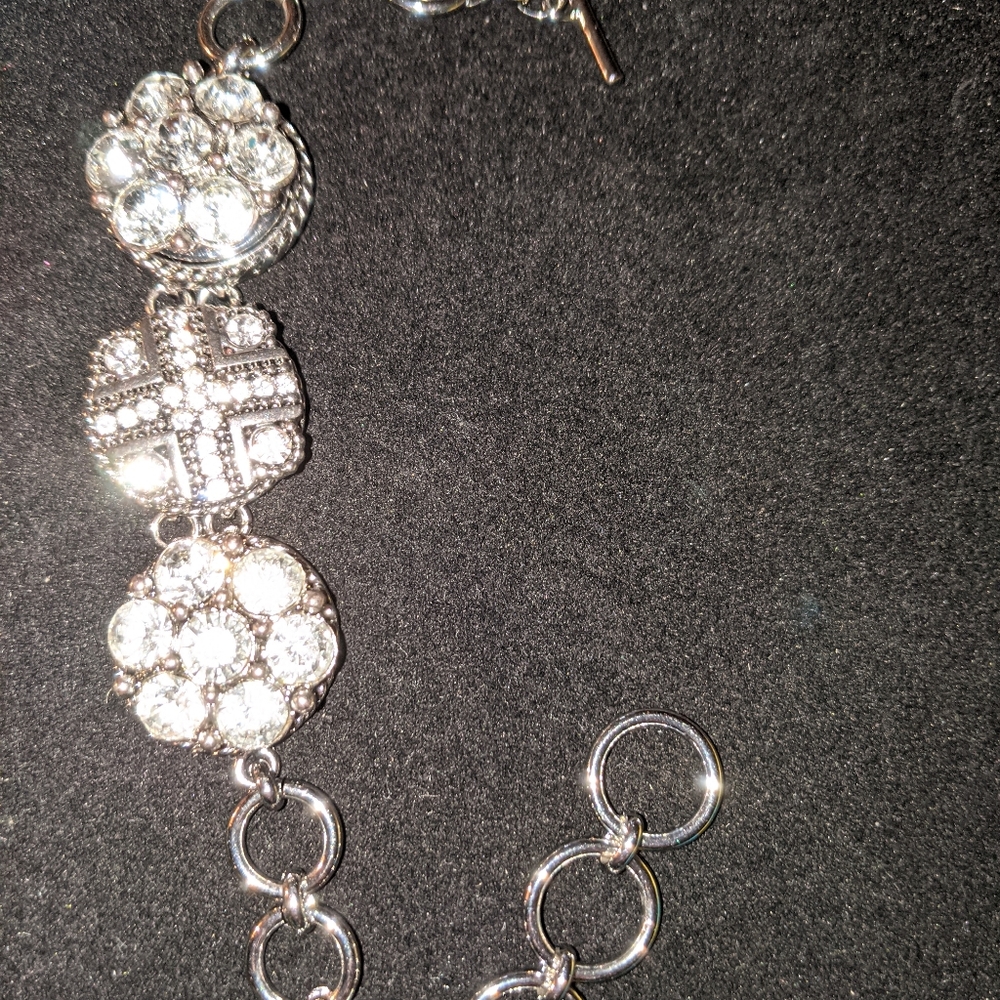 .925 sterling silver 3 Snap bracelet